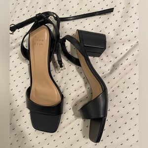 Universal Thread (Target) Heeled Sandals